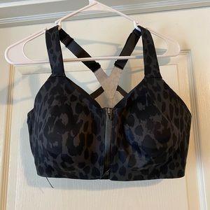 Victoria Secret knockout front-close sports bra, size 38DD-Black cheetah pattern
